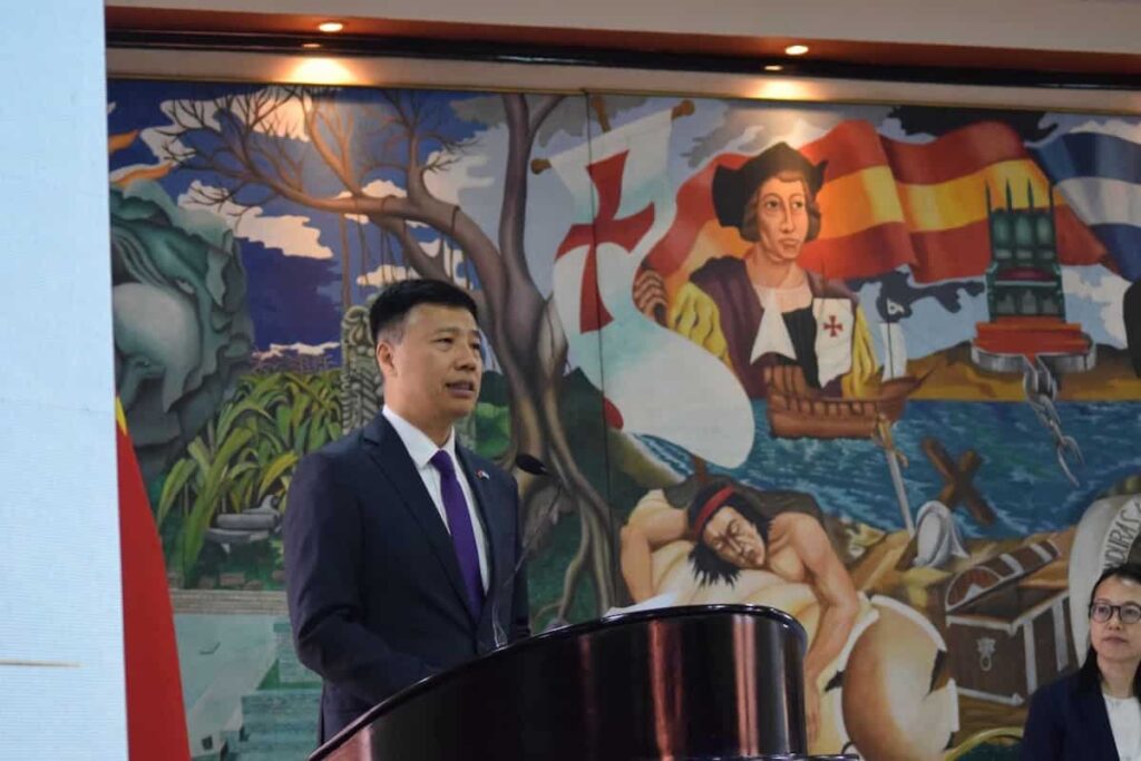 FOTO INAUGURACION INSTITUTO CONFUCIO 3